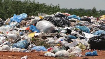 Imagem Lixo de Itabuna vai parar no JN e prefeitura se cala