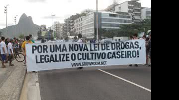 Imagem Dois presos em Marcha da Maconha