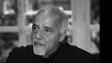 Imagem Obra de Paulo Coelho é censurada