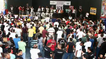 Imagem Deputado desmente boato de greve da polícia baiana