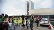 Imagem Protesto contra salário dos políticos
