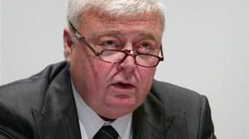 Imagem Blatter pode divulgar documentos que incriminam Teixeira