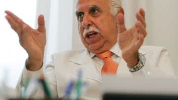Imagem Defesa de Abdelmassih pede apreensão do passaporte
