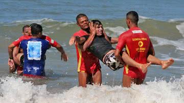 Imagem Banhistas devem evitar praias