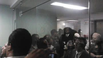 Imagem Servidores invadem Secretaria da Fazenda