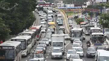 Imagem Diversos pontos da cidade terão trânsito alterado