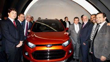 Imagem Wagner e Caetano conhecem  o novo lançamento da Ford
