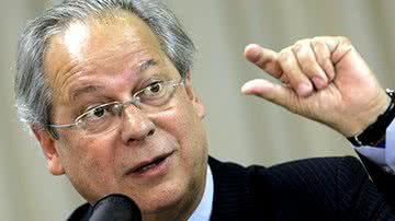 Imagem José Dirceu defende ministro Orlando Silva 