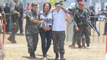 Imagem Grávida é retirada da Assembléia
