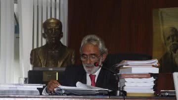 Imagem Após sessão tumultuada no TCE, Honorato terá de julgar contas de Marcelo Nilo 
