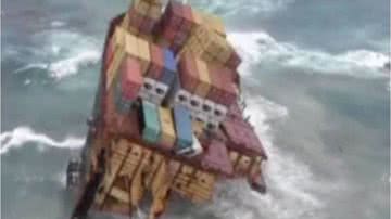 Imagem Navio se parte e gera temor ambiental