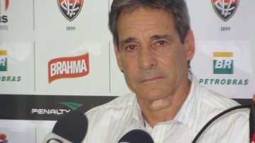 Imagem Técnico do Vitória espera jogo difícil contra o São Caetano