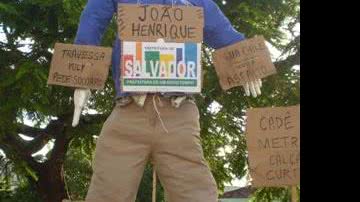 Imagem João Henrique será queimado em praça pública