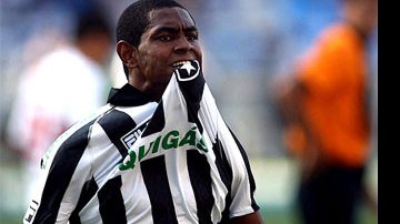 Imagem Jobson precisa acertar para retornar ao Botafogo