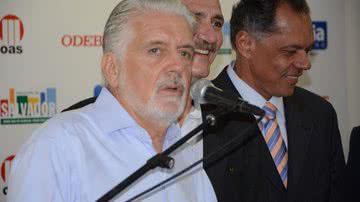 Imagem Governador confirma César Borges no Banco do Brasil