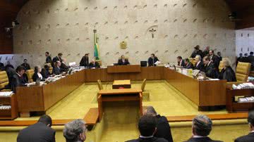 Imagem Relator do mensalão começa a apresentar seu voto