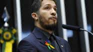 Imagem Supremo torna legal a união homossexual estável