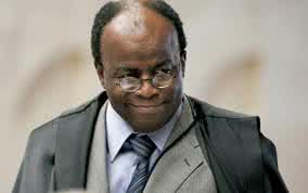 Imagem Joaquim Barbosa deverá assumir presidência do STF