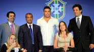 Imagem Ronaldo e Romário fazem dobradinha em prol da Copa de 2014