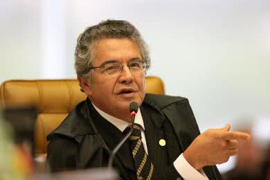 Imagem Ministro do STF não acredita que réus do “mensalão” vão recorrer 