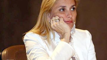 Imagem Rita Tourinho representa criminalmente contra Kátia Carmelo