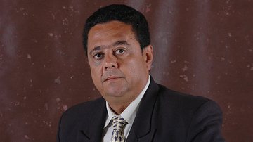 Imagem Deputado acusa governo Wagner de "incompetência e lerdeza"