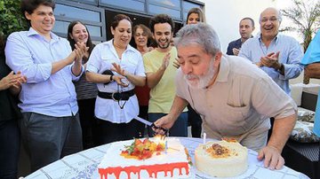 Imagem Critico voraz de Lula se sensibiliza com câncer do ex-presidente