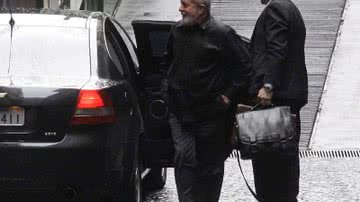 Imagem Mesmo em tratamento, Lula grava programa do PT