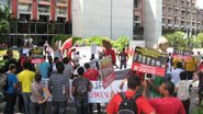 Imagem Dirigentes sindicais protestam contra o horário de verão