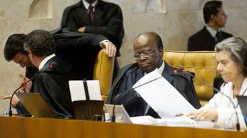 Imagem Supremo começa a julgar nesta segunda se mensalão existiu