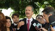 Imagem Aldo Rebelo assume ministério do Esportes