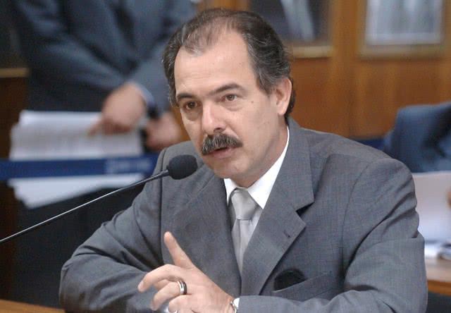 Imagem Mercadante é o novo ministro da Educação