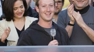 Imagem Facebook entra na bolsa de valores