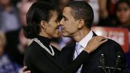 Imagem Obama pede ajuda de eleitores em cartão de Dia das Mães para Michelle