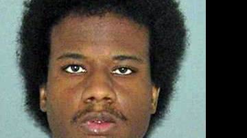 Imagem Americano é preso ao ser flagrado em ato sexual com ursinho de pelúcia
