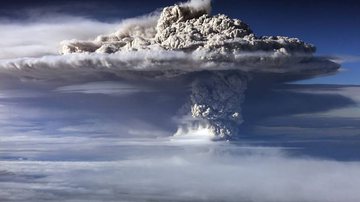 Imagem Nuvem de cinzas de vulcão ocupa 70% do RS