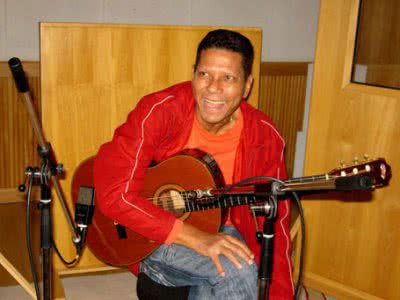 Imagem Luto pela morte de Saul Barbosa