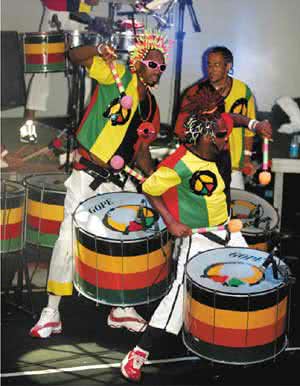 Imagem Olodum leva benção ao Armandinho Convida