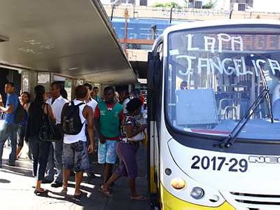 Imagem Segundo o Cedep, assaltos a ônibus diminuem em Salvador