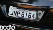 Imagem  Carro é depenado no Alto do Andú