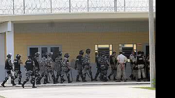 Imagem Continua rebelião no presídio de Serrinha