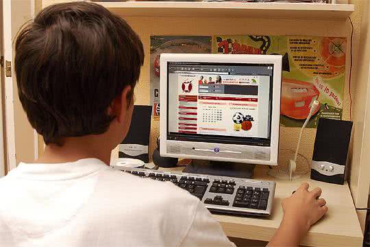 Imagem Seis em cada dez adolescentes ficariam tristes sem internet 