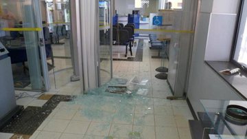 Imagem Ituberá: bandidos assaltam agências bancárias e fazem reféns