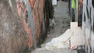 Imagem Homem é morto na porta de casa em Narandiba