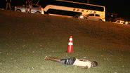 Imagem Homem morre em canteiro central da Paralela