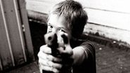 Imagem Criança é atingida por arma enquanto brincava com irmão