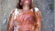 Imagem Homem encena assassinato com ketchup e faca