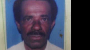Imagem Idoso é morto a pauladas dentro de casa 