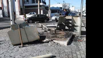 Imagem Crianças incendeiam posto policial em Vitória da Conquista
