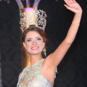 Imagem Noiva de Latino vence concurso Miss Rio de Janeiro 2012